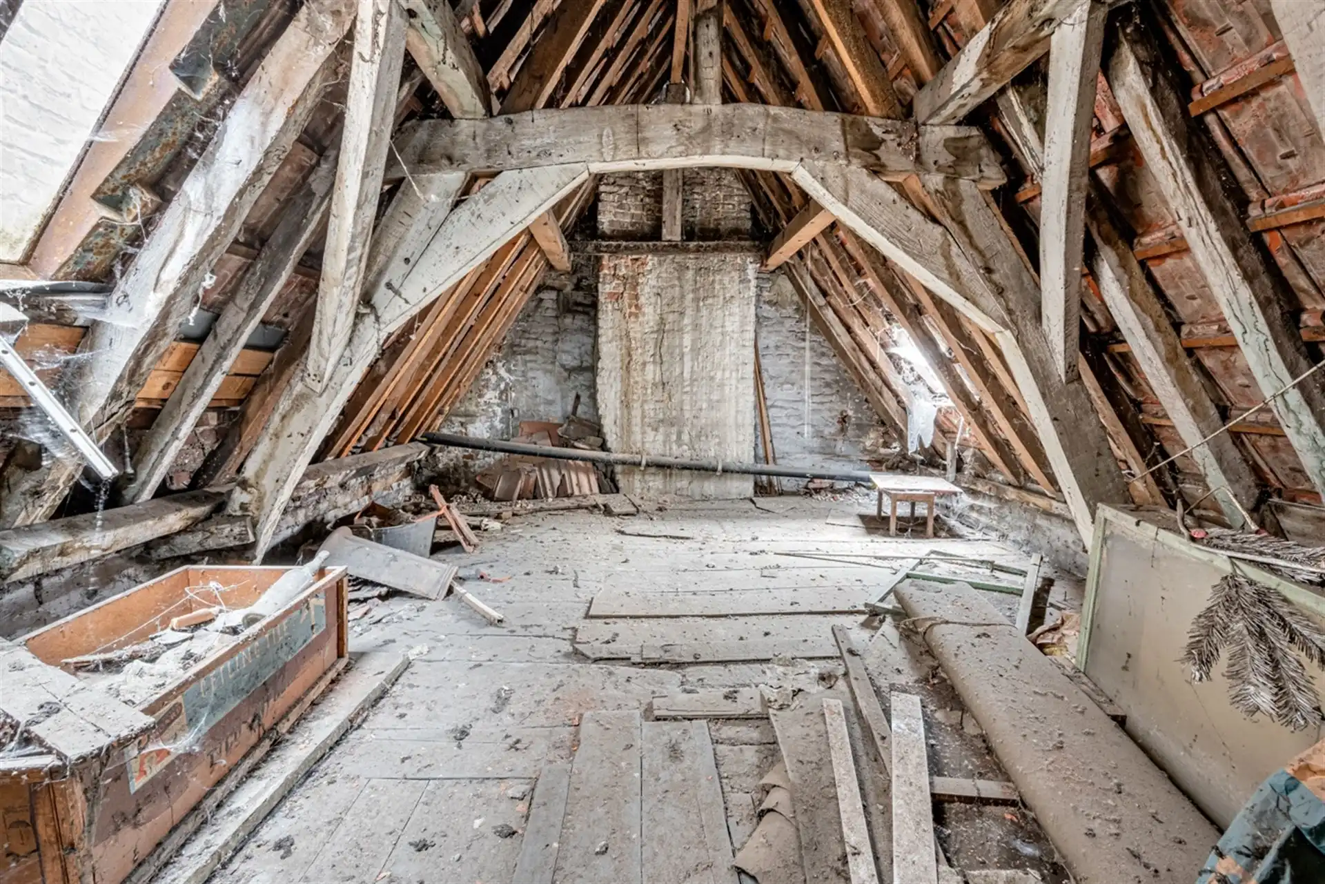 Commercieel gebouw in winkelstraat te Aalst foto 15