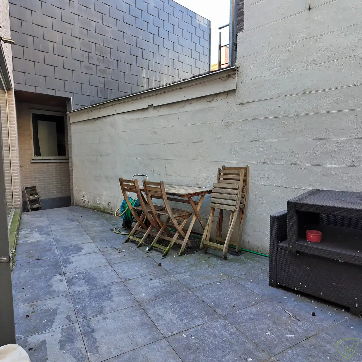 Gezellig duplex appartement nabij het station van Eeklo! foto 7