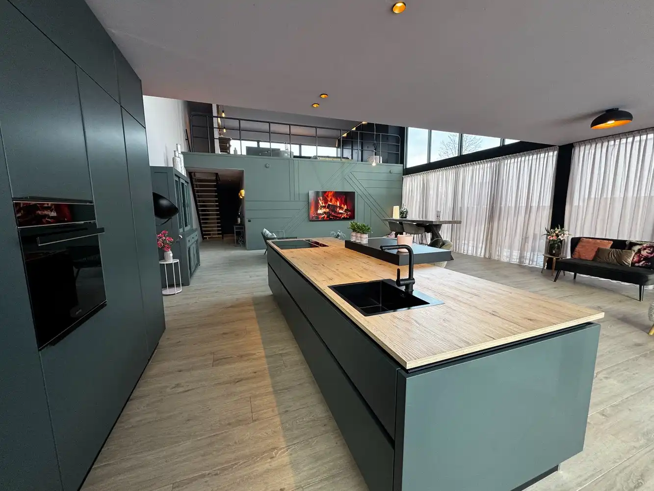 Nieuwbouwwoning met uitzonderlijke beleving te koop in Dilsen-Stokkem foto 6