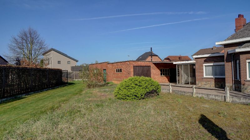 Te renoveren woning met ruim bijgebouw op 10a83ca foto 22