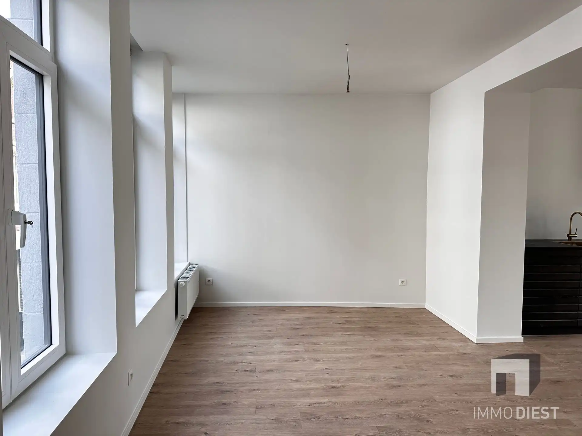Knap appartement met terras en 2 slpks - centrum Diest - veel lichtinval foto 2