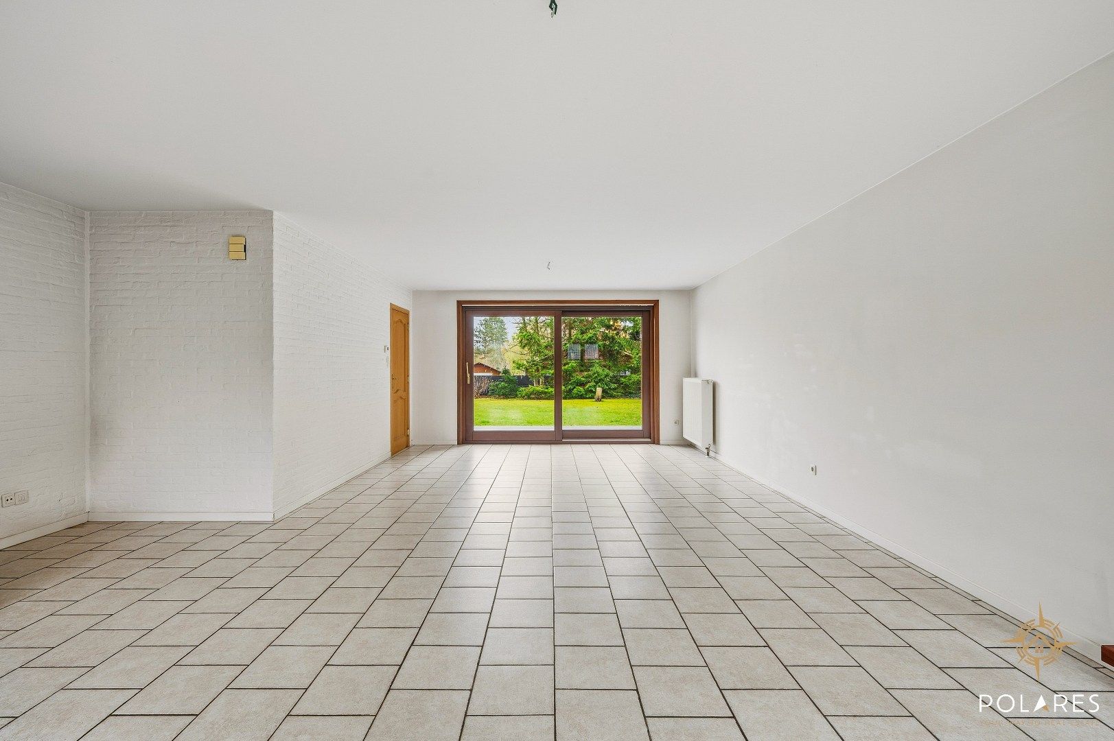 Ruime gezinswoning in een groene omgeving foto 6