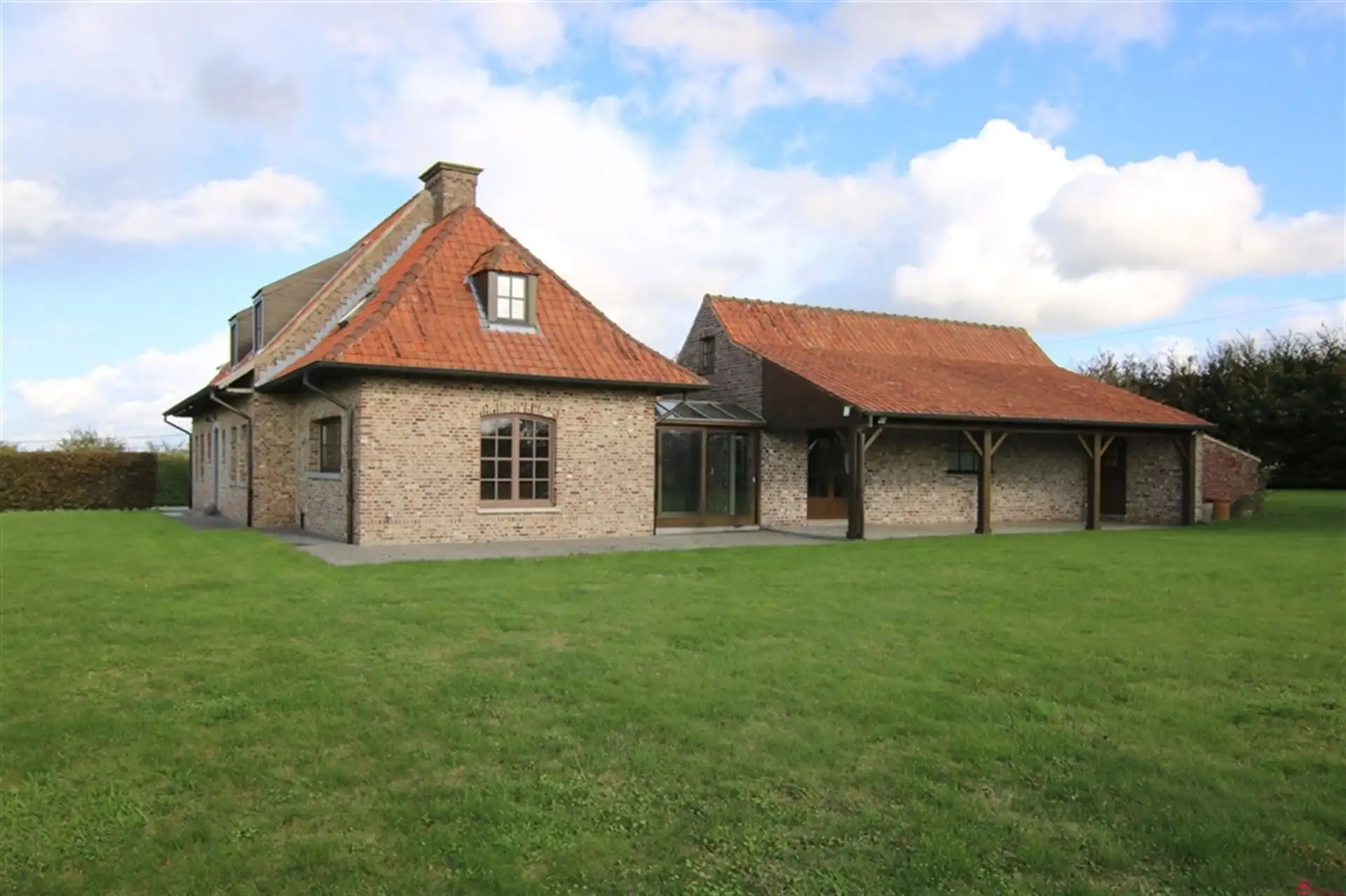 Ruimte, charme & natuur: villa met weide in Bellegem foto 3