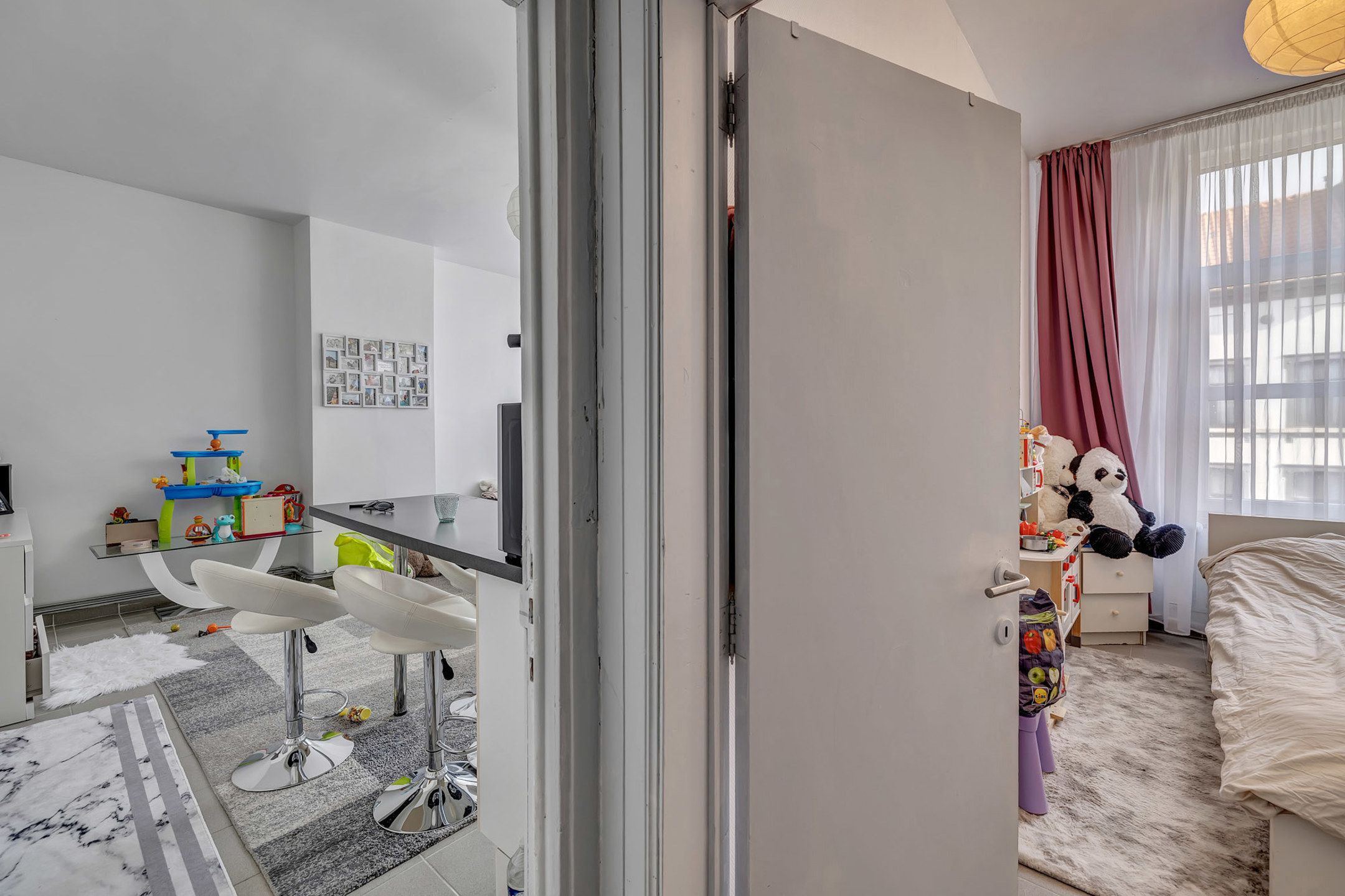 Appartementsgebouw met handelsgelijkvloers in Molenbeek foto 14