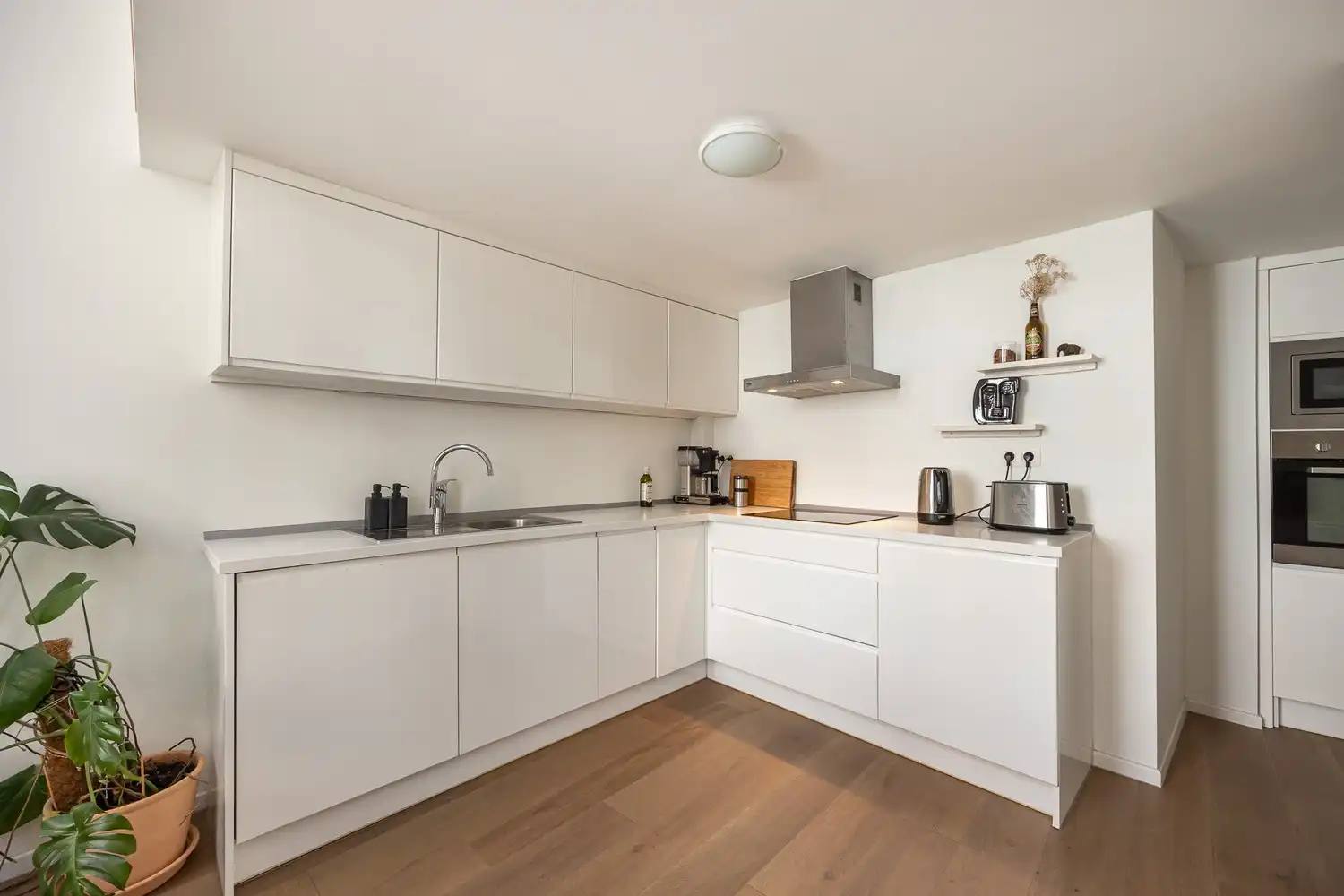 Instapklare stadswoning met garage en 2 slaapkamers foto 9