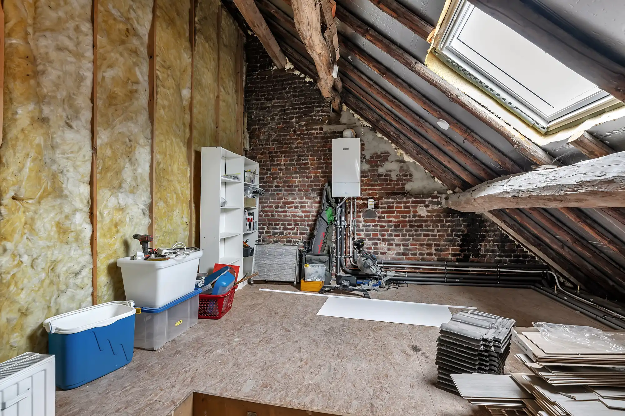 Compleet gerenoveerde woning met terras te Roosdaal foto 14