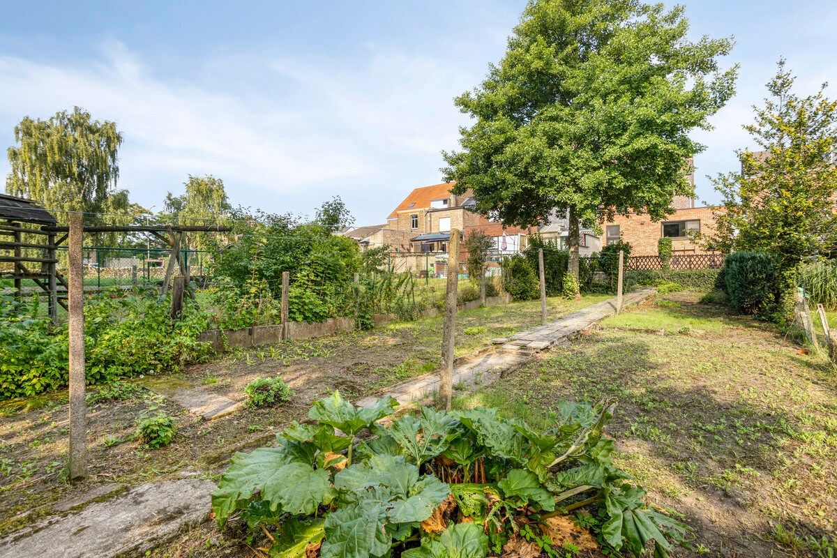 Gezellige gezinswoning met tuin en garage op wandelafstand centrum foto 24
