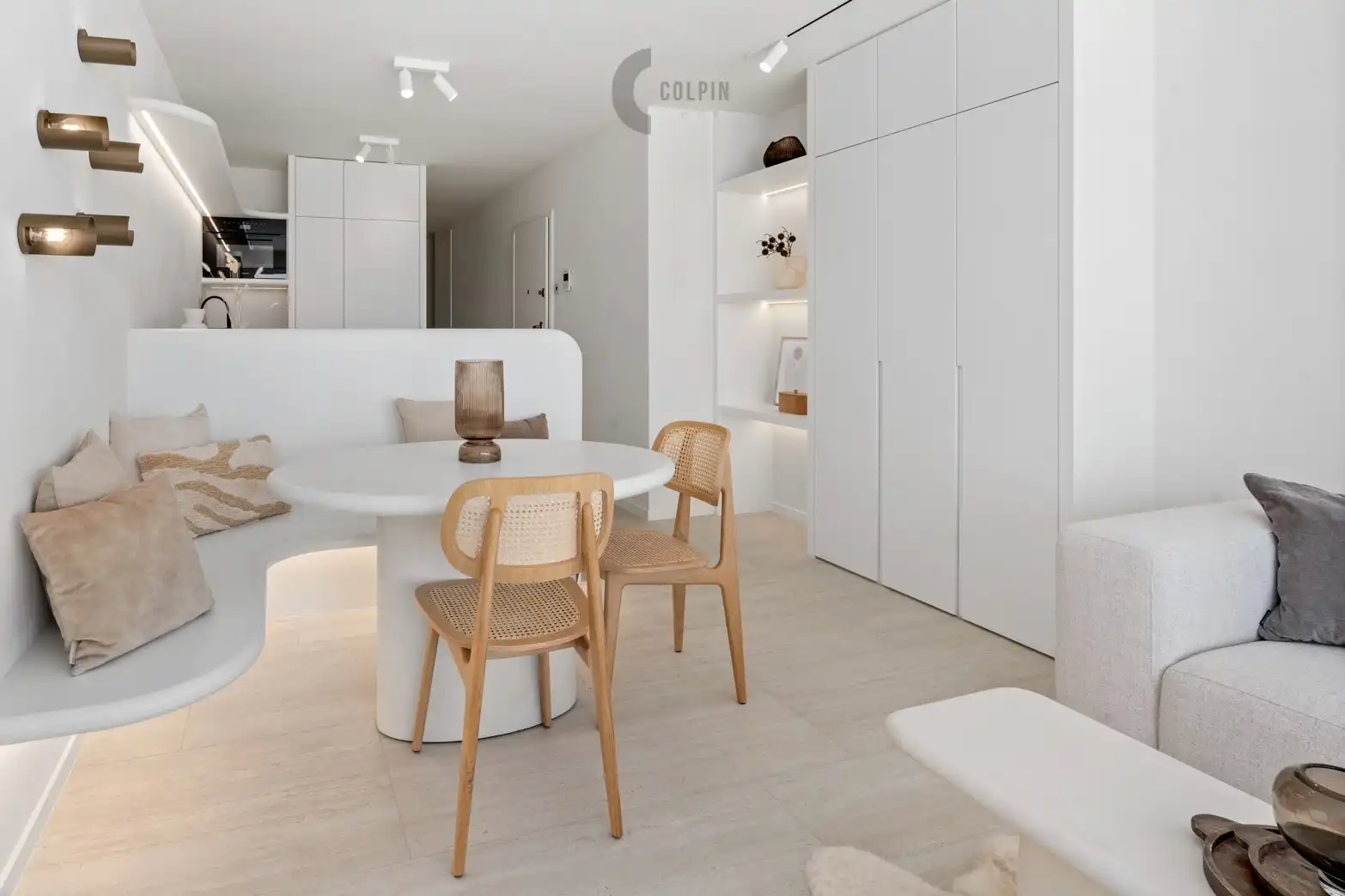Prachtig appartement op de zeedijk in Duinbergen foto 4