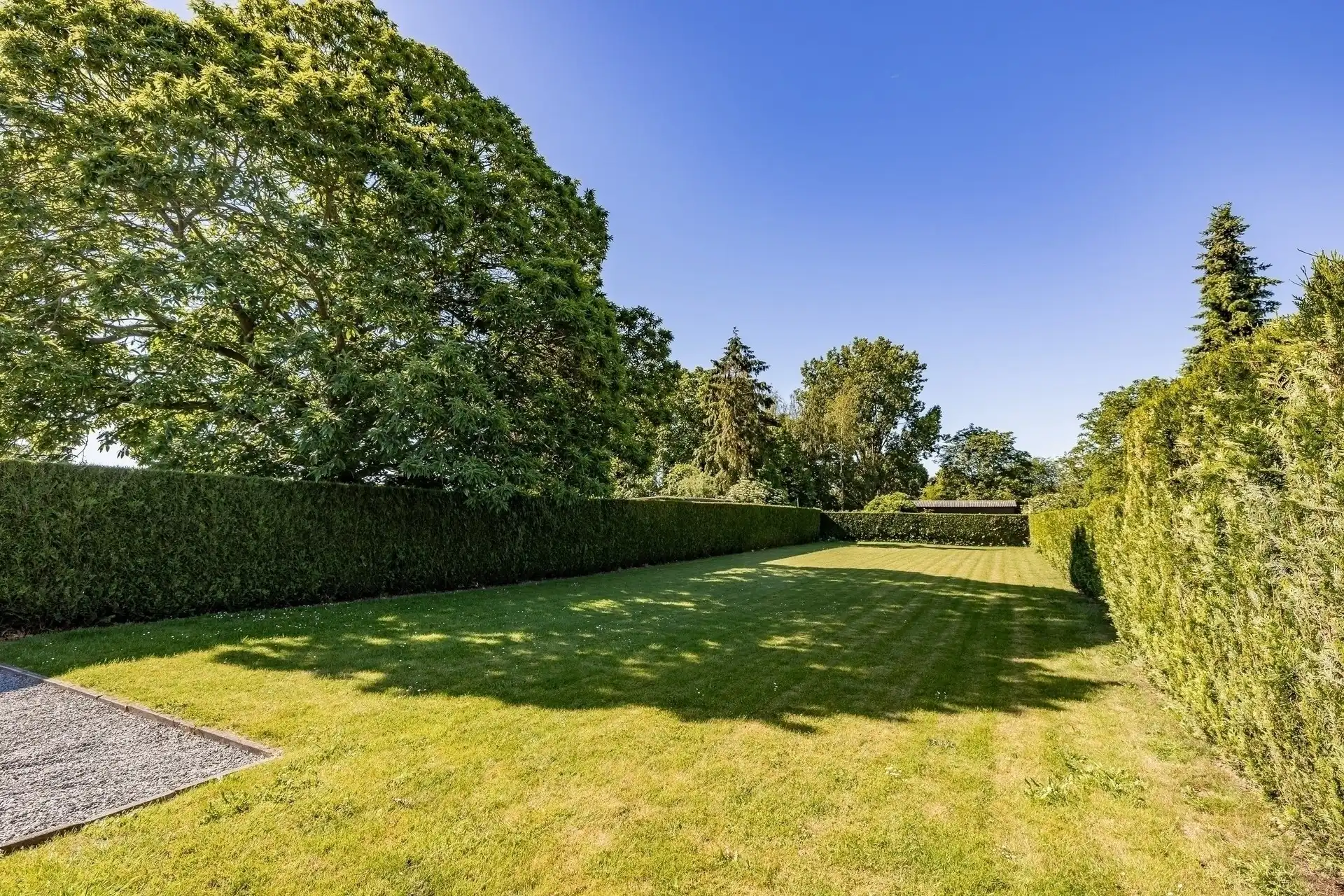Karaktervolle villa in het charmante Schellebelle met grote tuin foto 25
