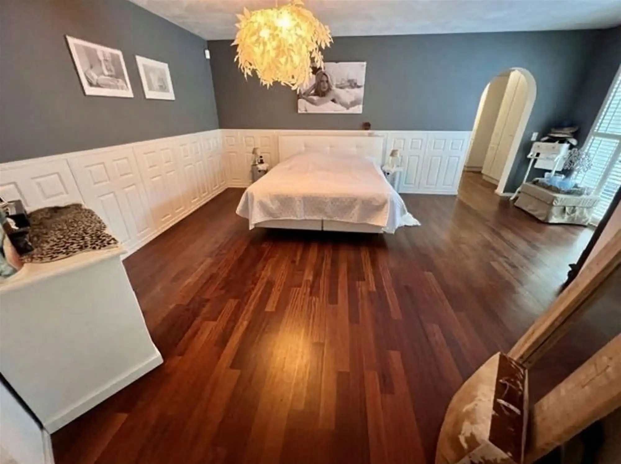 Villa met binnen en buitenzwembad foto 16