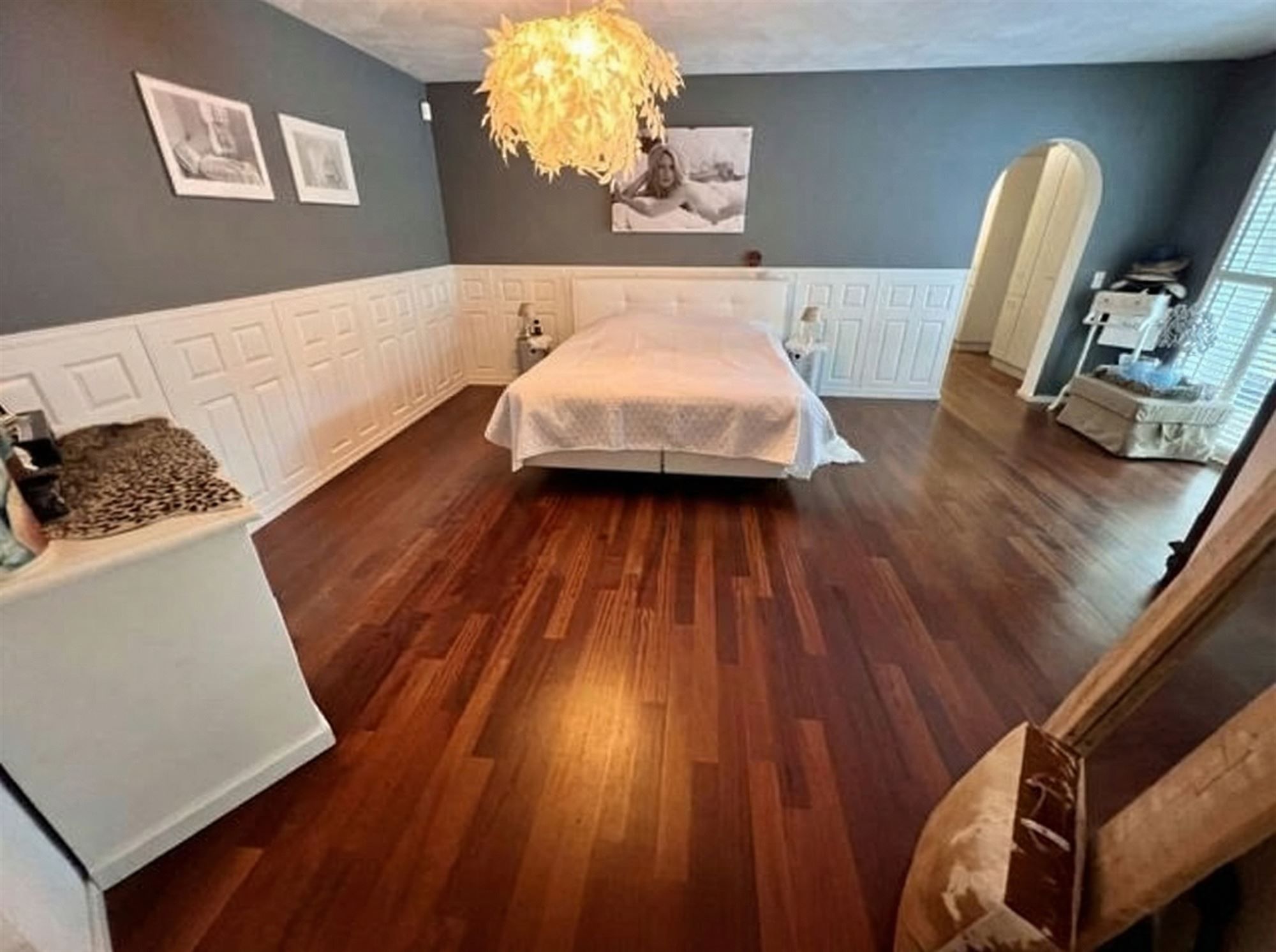 Villa met binnen en buitenzwembad foto 16