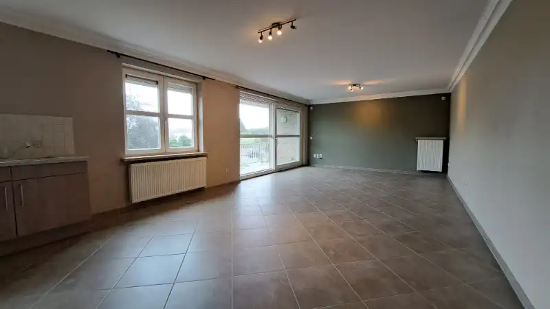 Ruim en energiezuinig&nbsp;appartement met TERRAS en GARAGE te huur in Oedelem foto 3