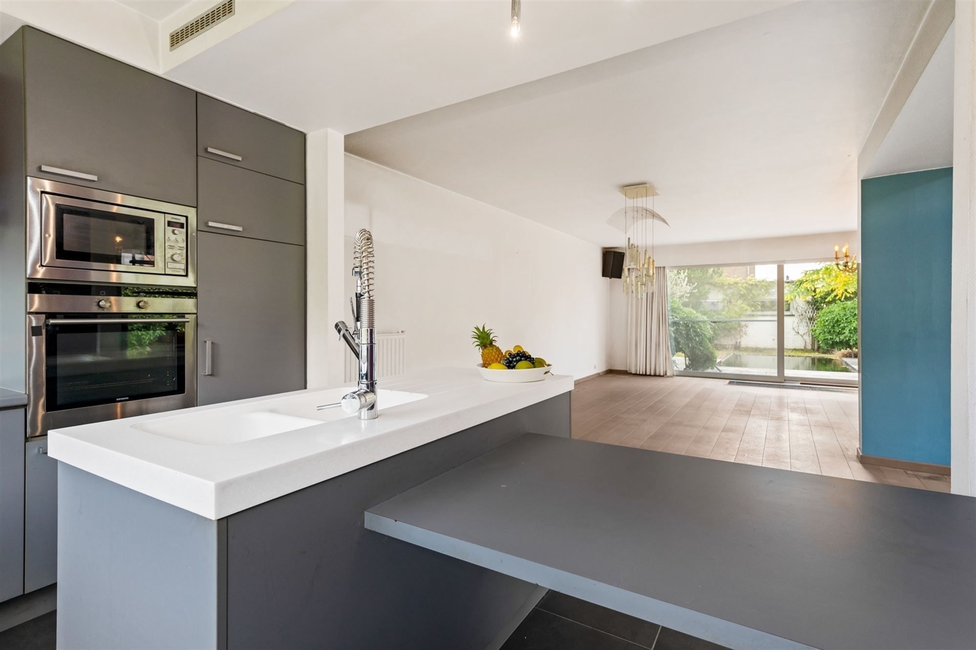 Recent gemoderniseerde woning te Duffel foto 5