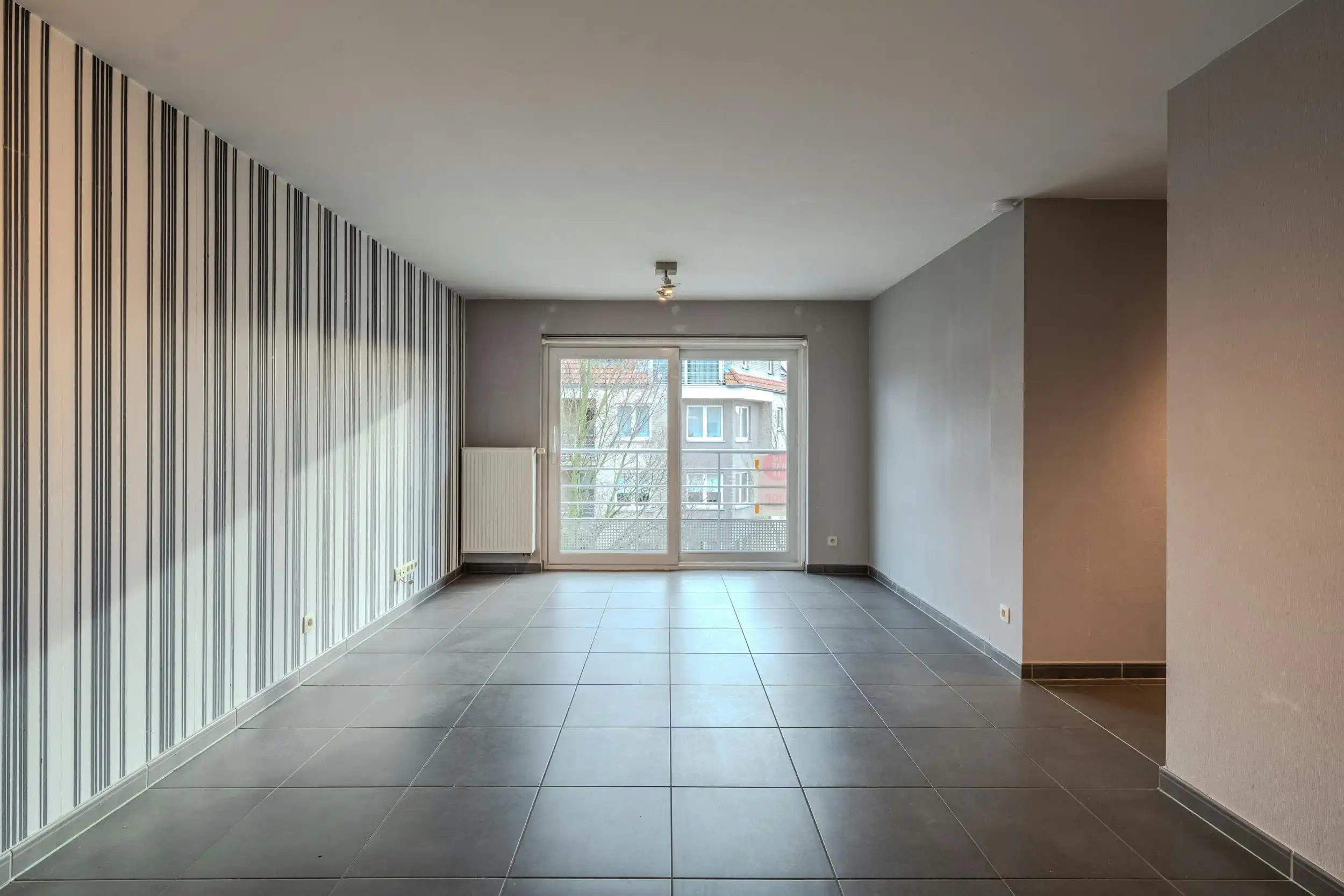 Instapklaar appartement te koop nabij centrum Oostende foto 2