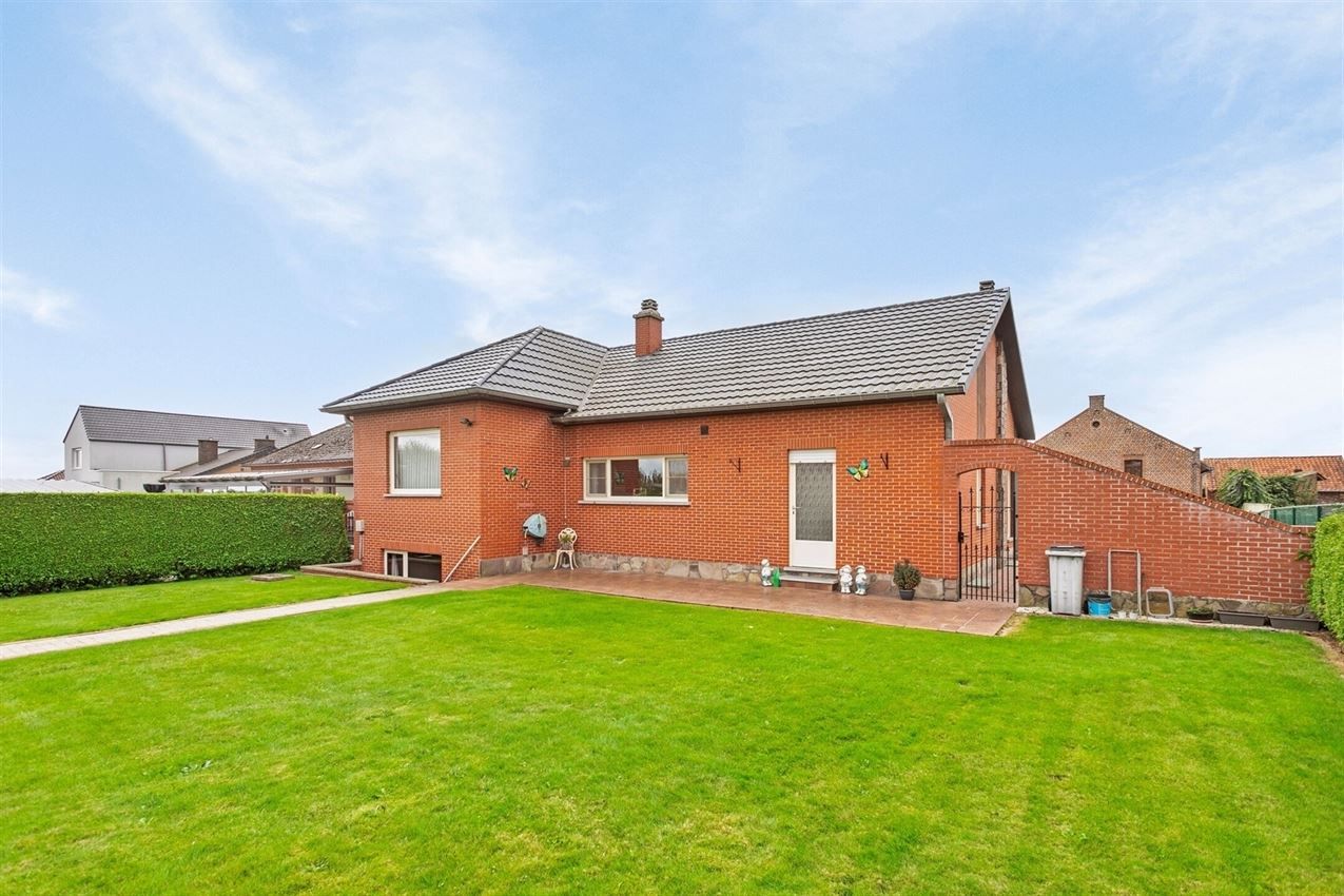 Instapklare woning, 3slk, met weiland 52a foto 37