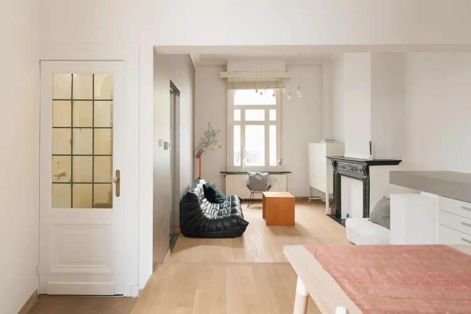 Wonen in een beschermde hoekwoning van Jos Bascourt uit 1894 is wonen in een uniek stuk Zurenborg, zonder renovatieplicht foto 5