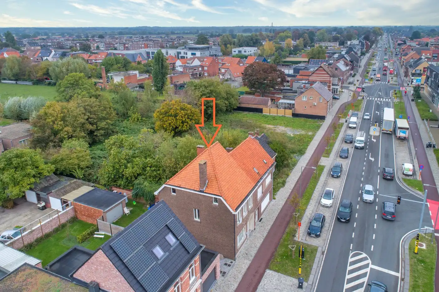 Ruime, instapklare HOB met 3 slpk., garage en tuin foto 15