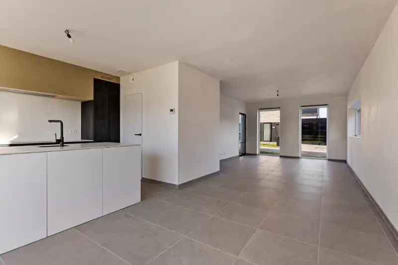 Moderne nieuwbouwwoning in groene wijk te Ertvelde! foto 4