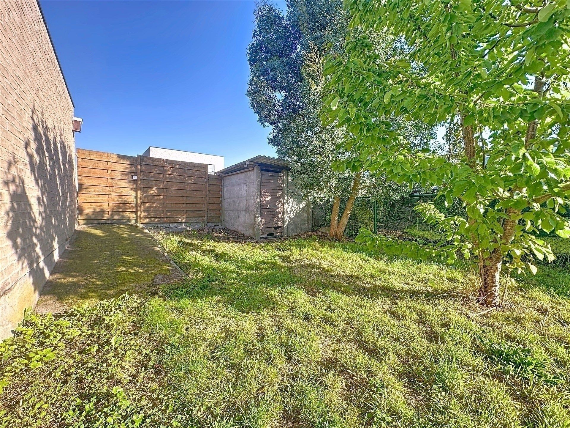 Half open bebouwing op een terrein van 409 m² foto 14