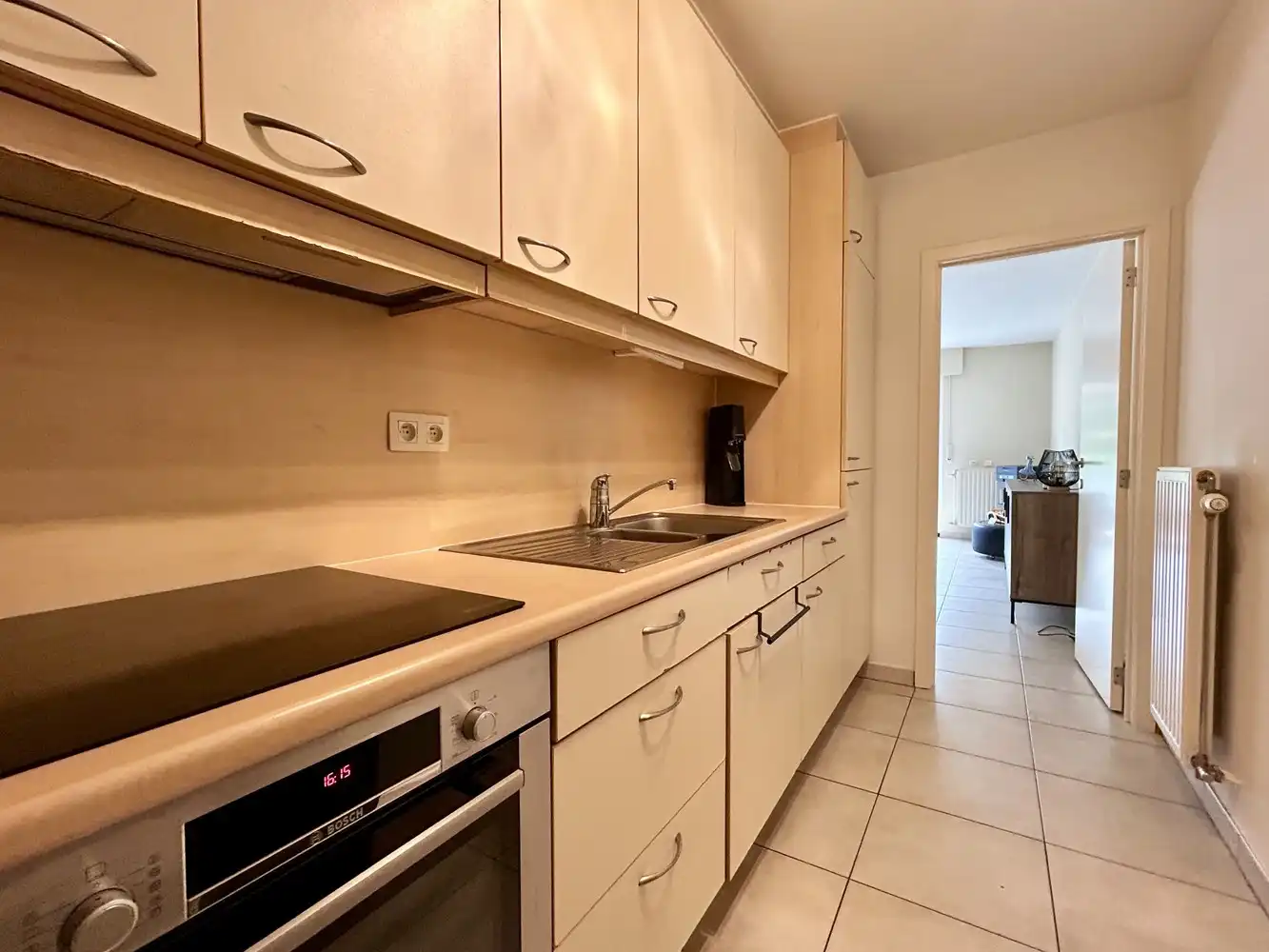 Instapklaar, gelijkvloers appartement met ruim terras en autostaanplaats foto 9
