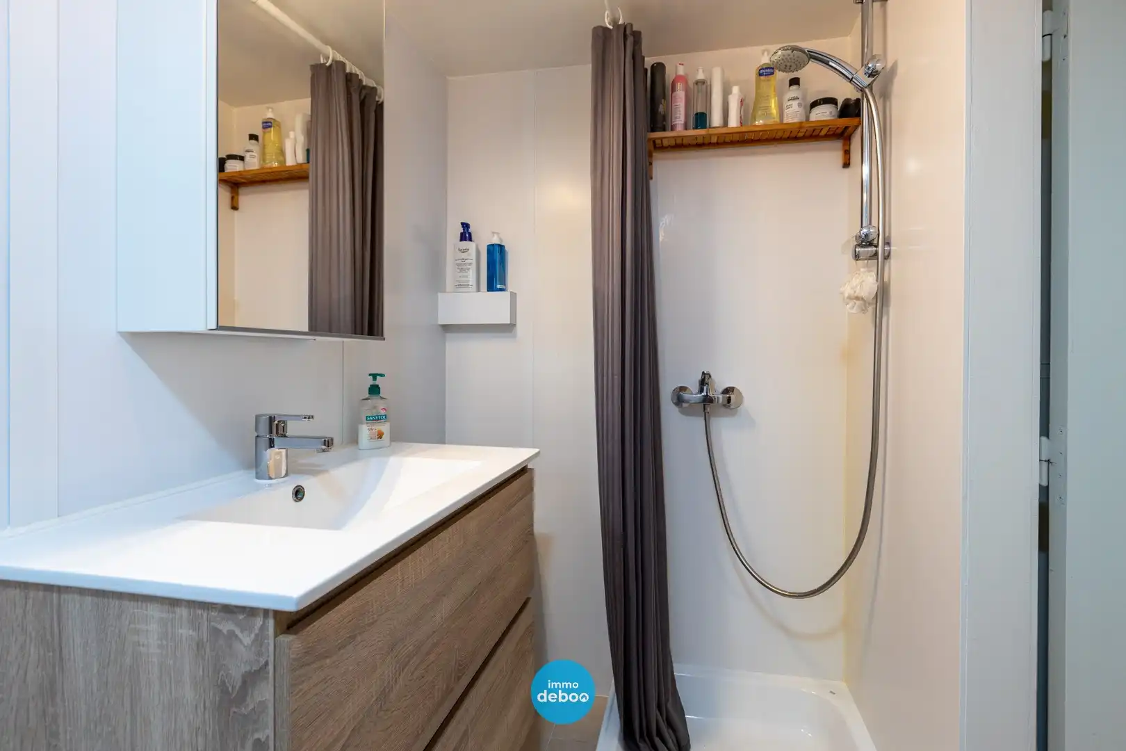 Instapklare gezinswoning met prachtig uitzicht foto 10