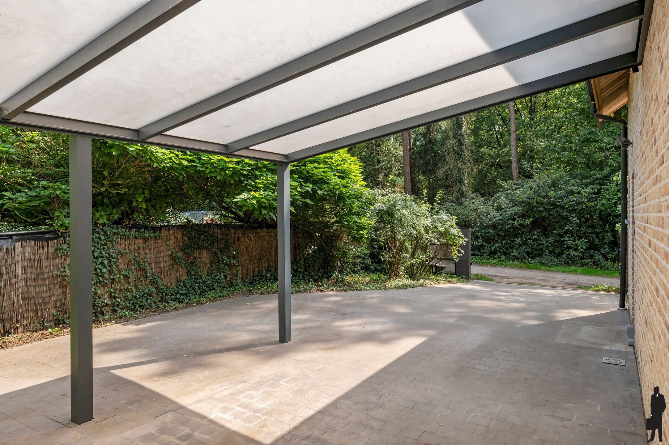 Charmante woning in groene omgeving foto 22