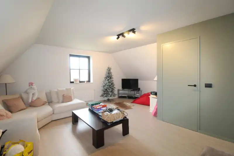 Uitzonderlijke woning te Izegem foto 22