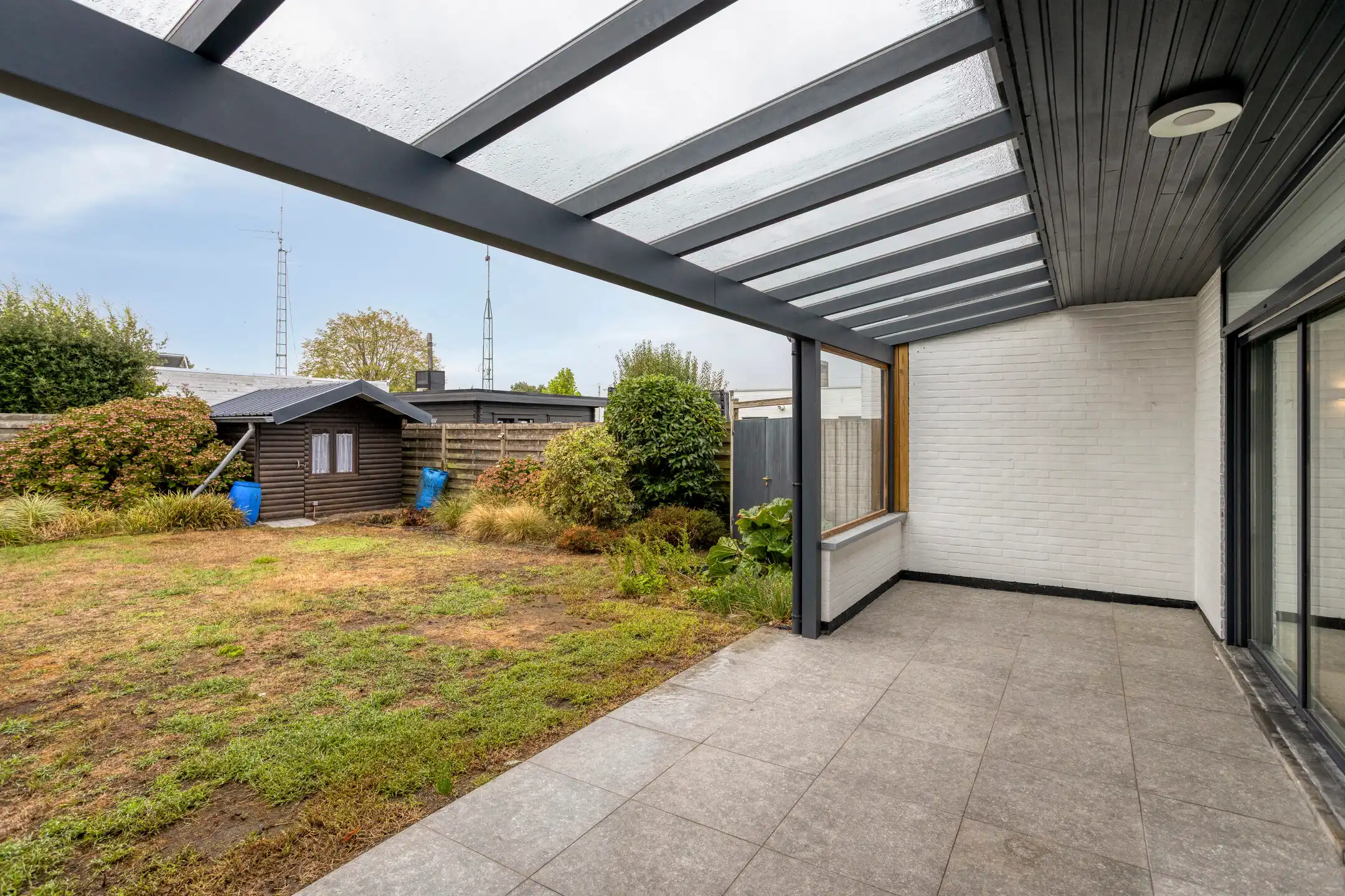 Open bebouwing met twee garages en ruime zolder foto 27