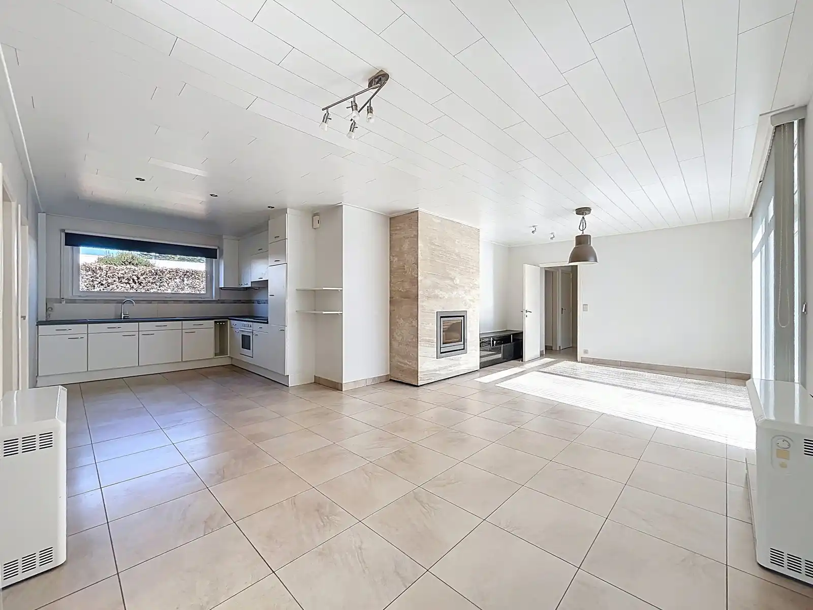 Mooi gelegen, alleenstaande Woning, 2 SLPK, garage én Tuin! foto 7