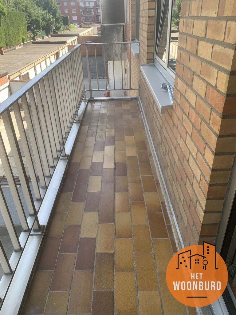 Appartement 2e Rechts + garage foto 11