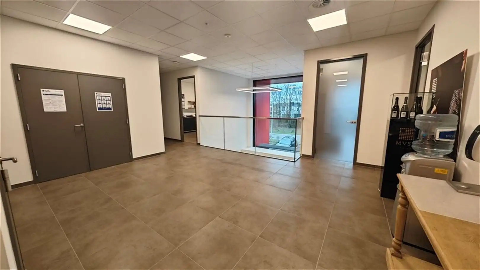 High-end bedrijfspand foto 6