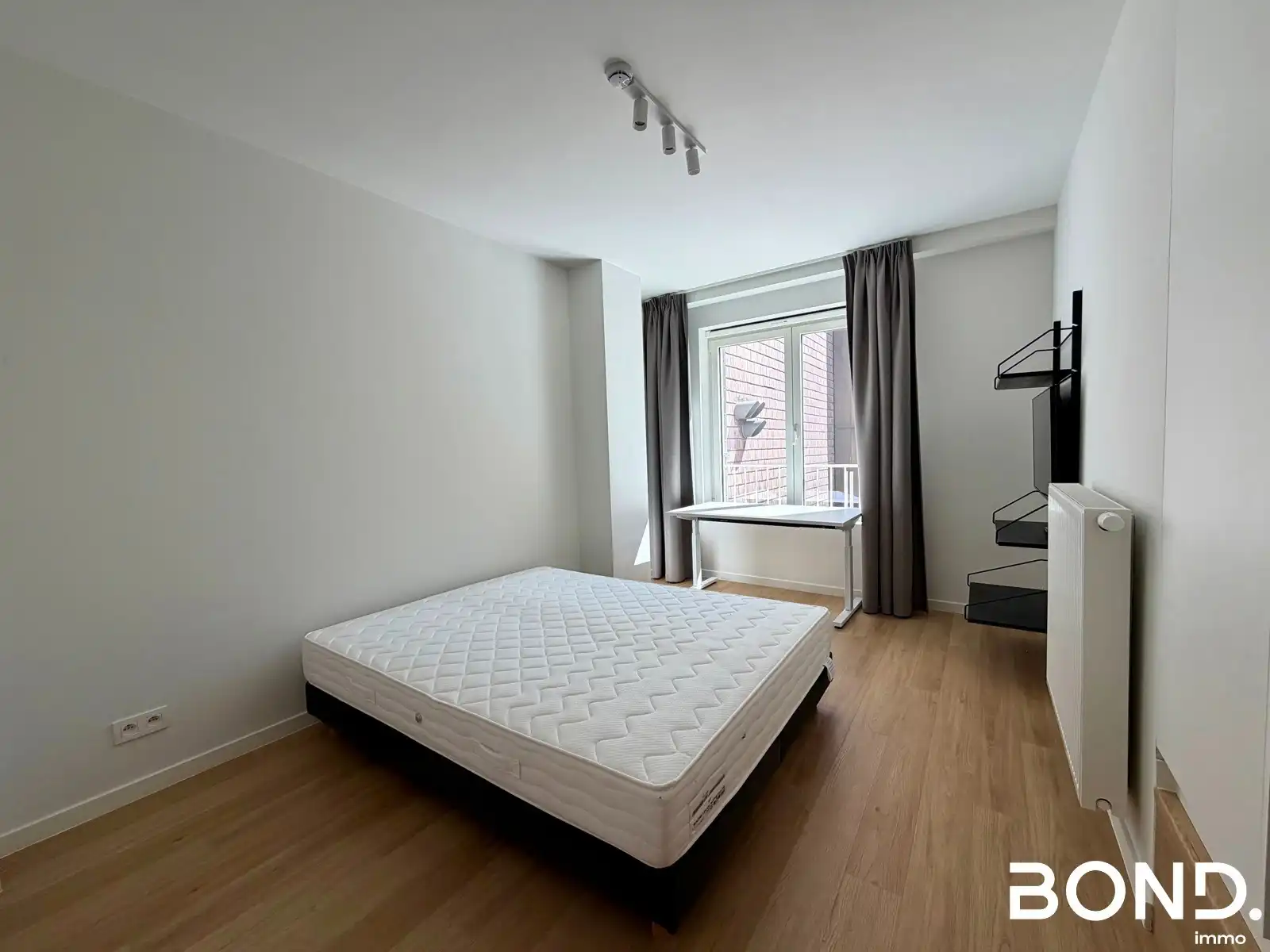 Grote studentenkamer met eigen badkamer op toplocatie foto 3