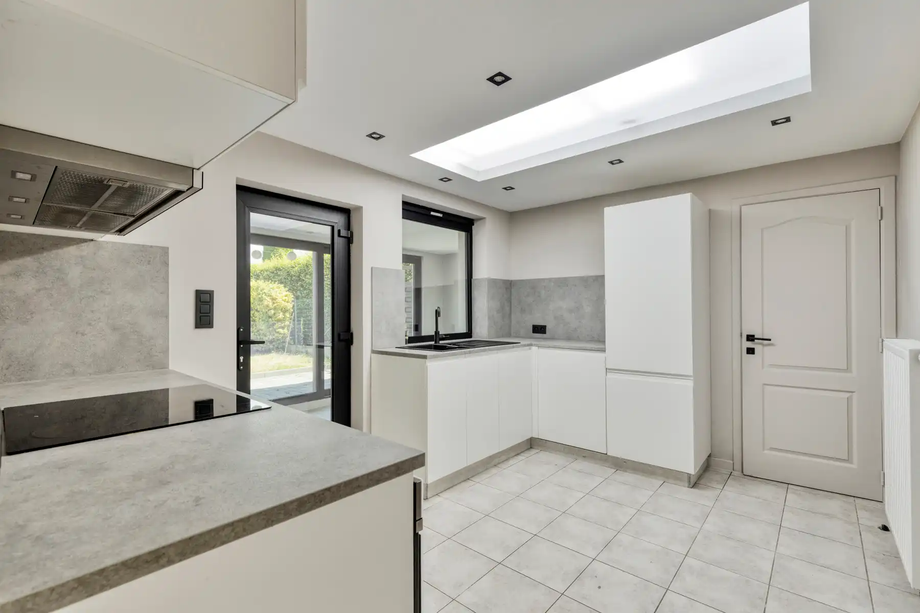 Instapklare HOB met 3 slaapkamers, garage en tuin! foto 7