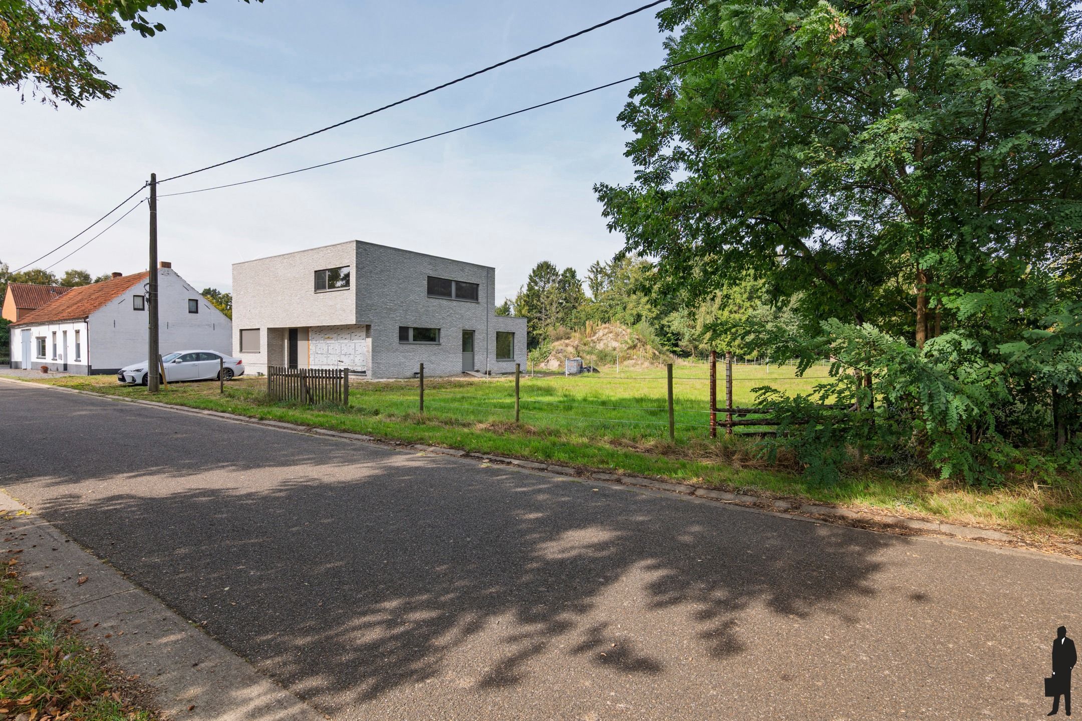 Uniek gelegen villaperceel van 1.398m² te midden groen  foto 9