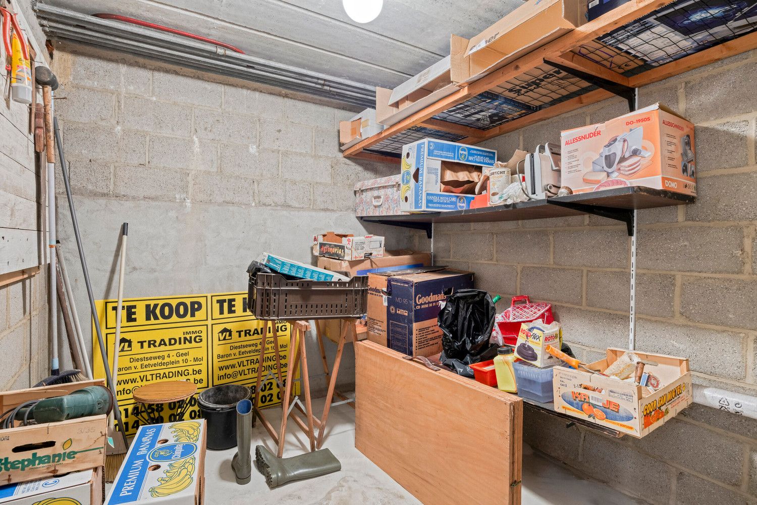 GELIJKVLOERS APPARTEMENT MET 3 SLAAPKAMERS EN INPANDIGE GARAGE TE HALEN! foto 26