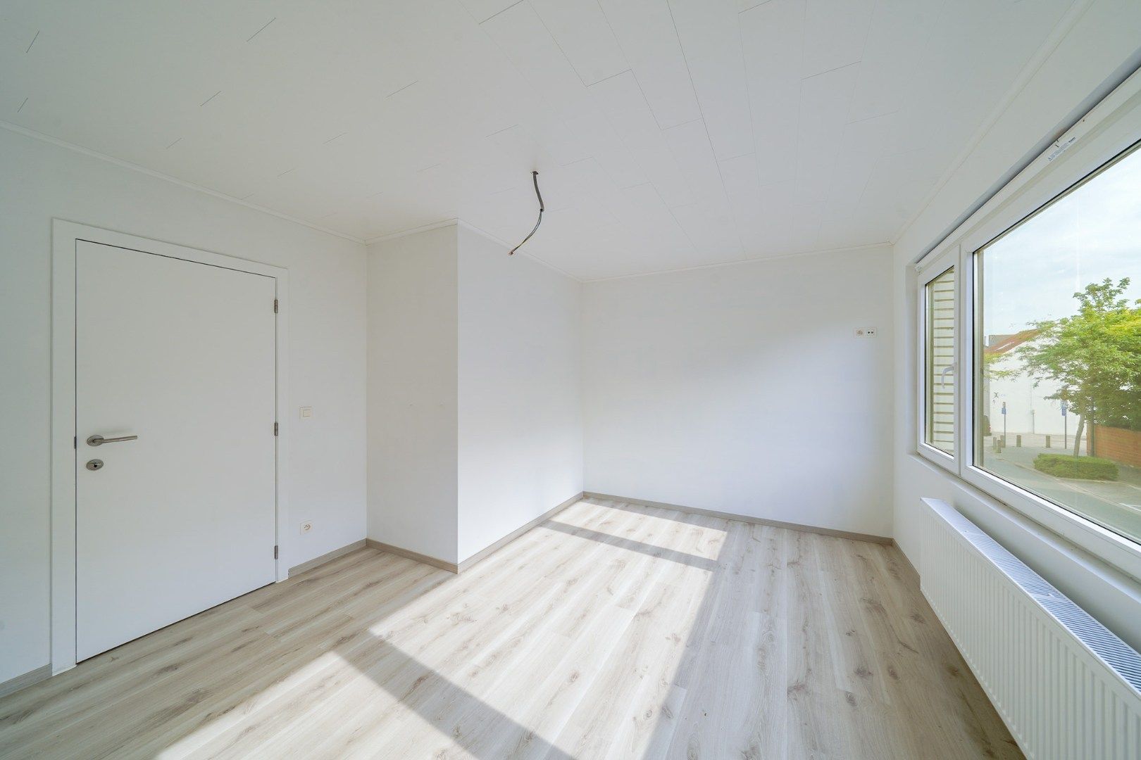 Volledig gerenoveerde rijwoning met 3 slaapkamers in Stene foto 10