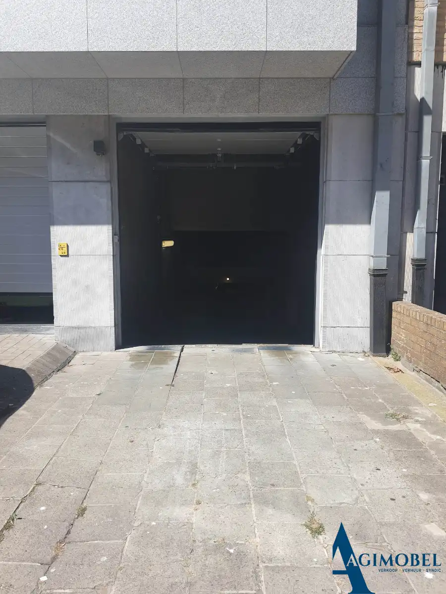 autostandplaats op niveau -1 - Leopoldlaan 95 te 8300 Knokke foto 3