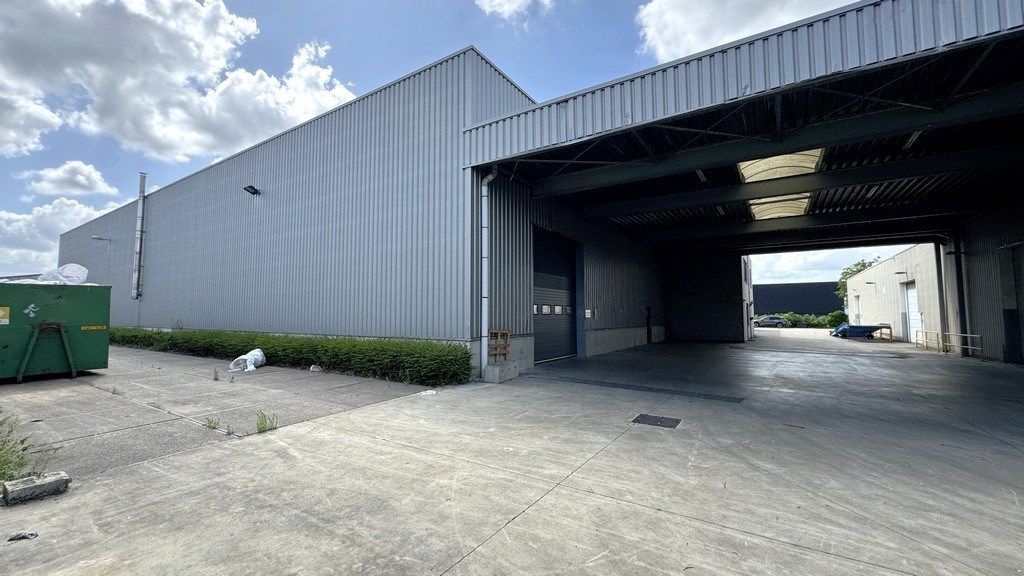 Industrieel bedrijfspand te huur aan N16 te Bornem foto 12