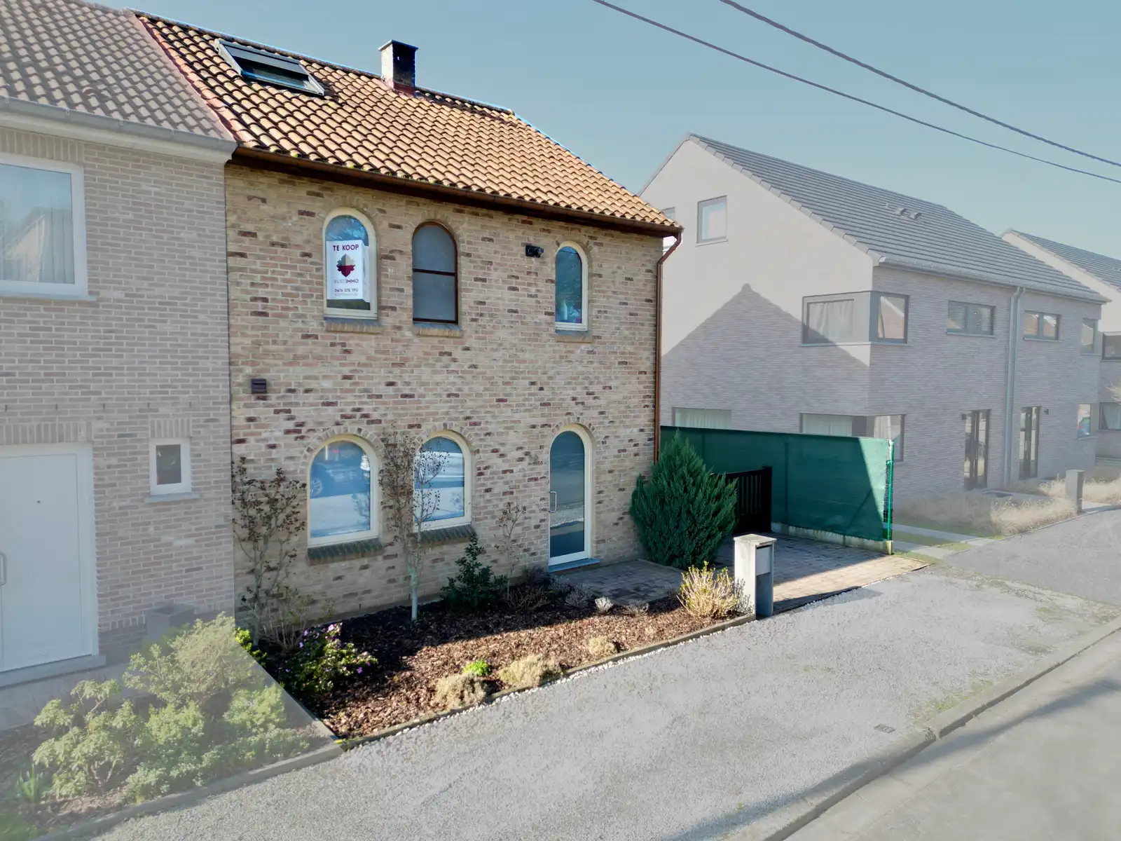 Rustig gelegen, energiezuinige HOB met 4 SLPK én tuin! foto {{pictureIndex}}