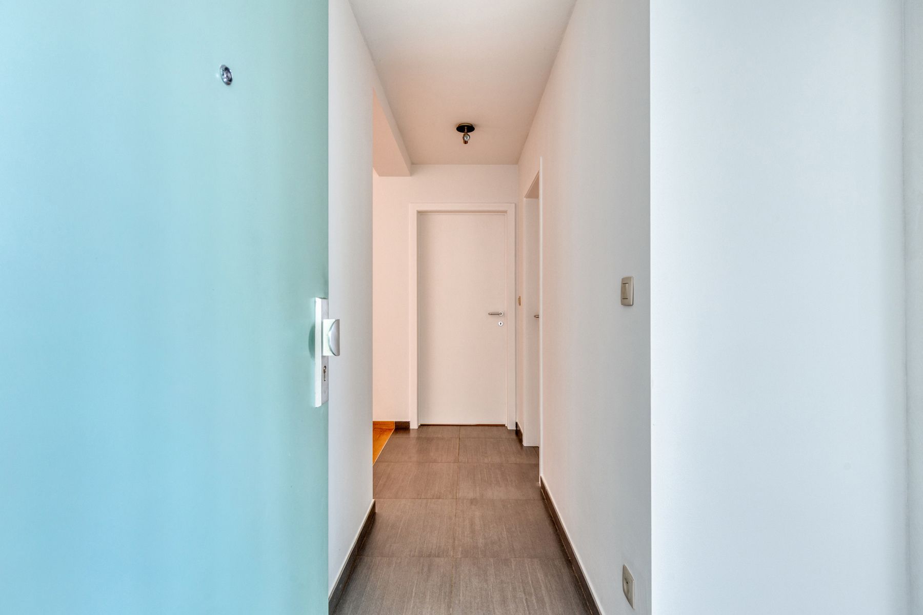 Goed onderhouden appartement op eerste verdieping met garage foto 4