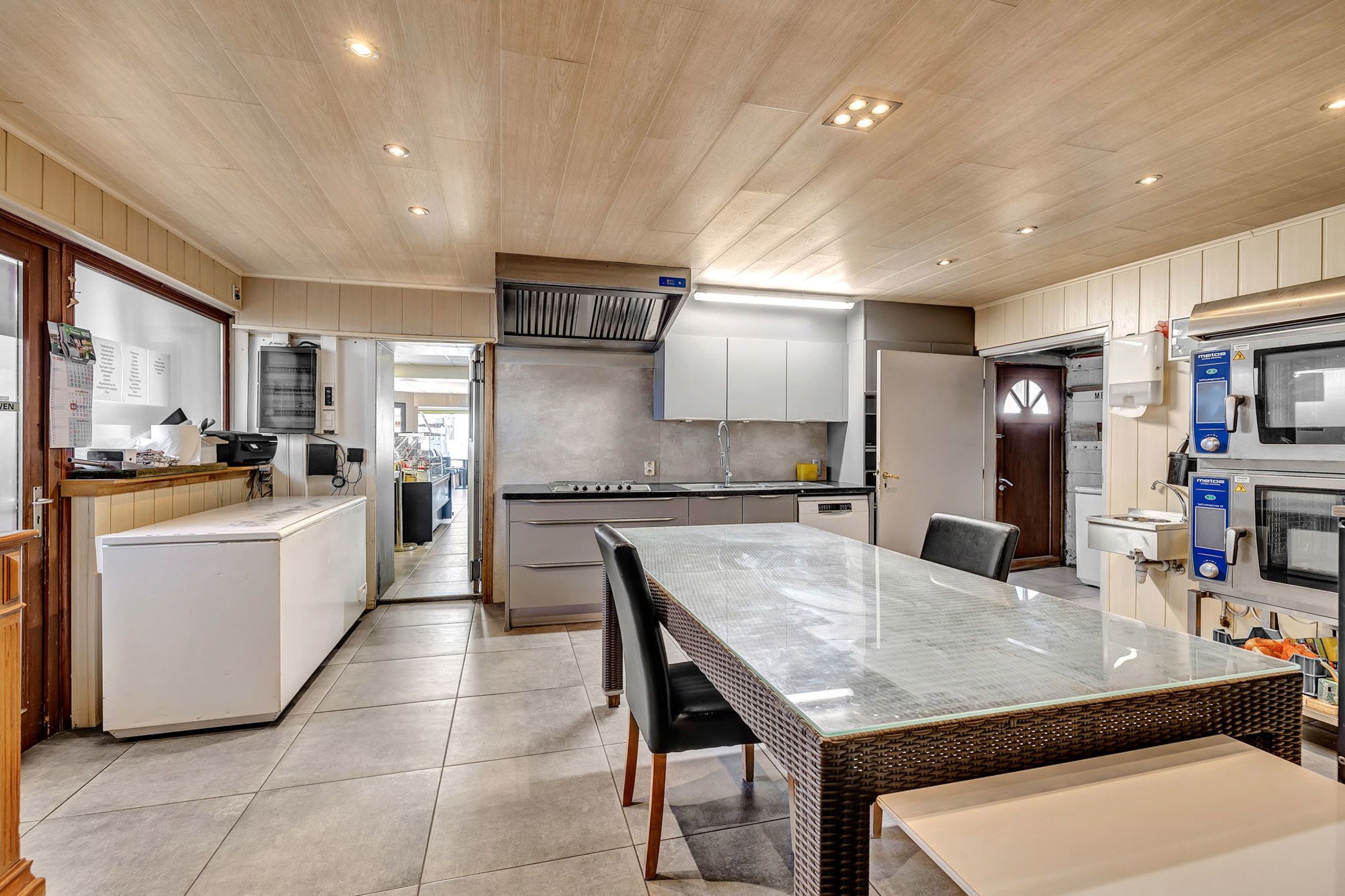 Bekende frituur + woonst met 3 slaapkamers in Baardegem foto 7