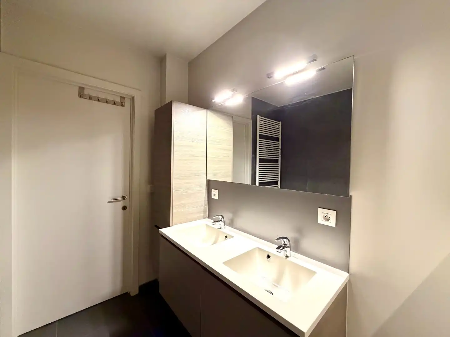 Luxueus appartement in villa residentie! foto 20