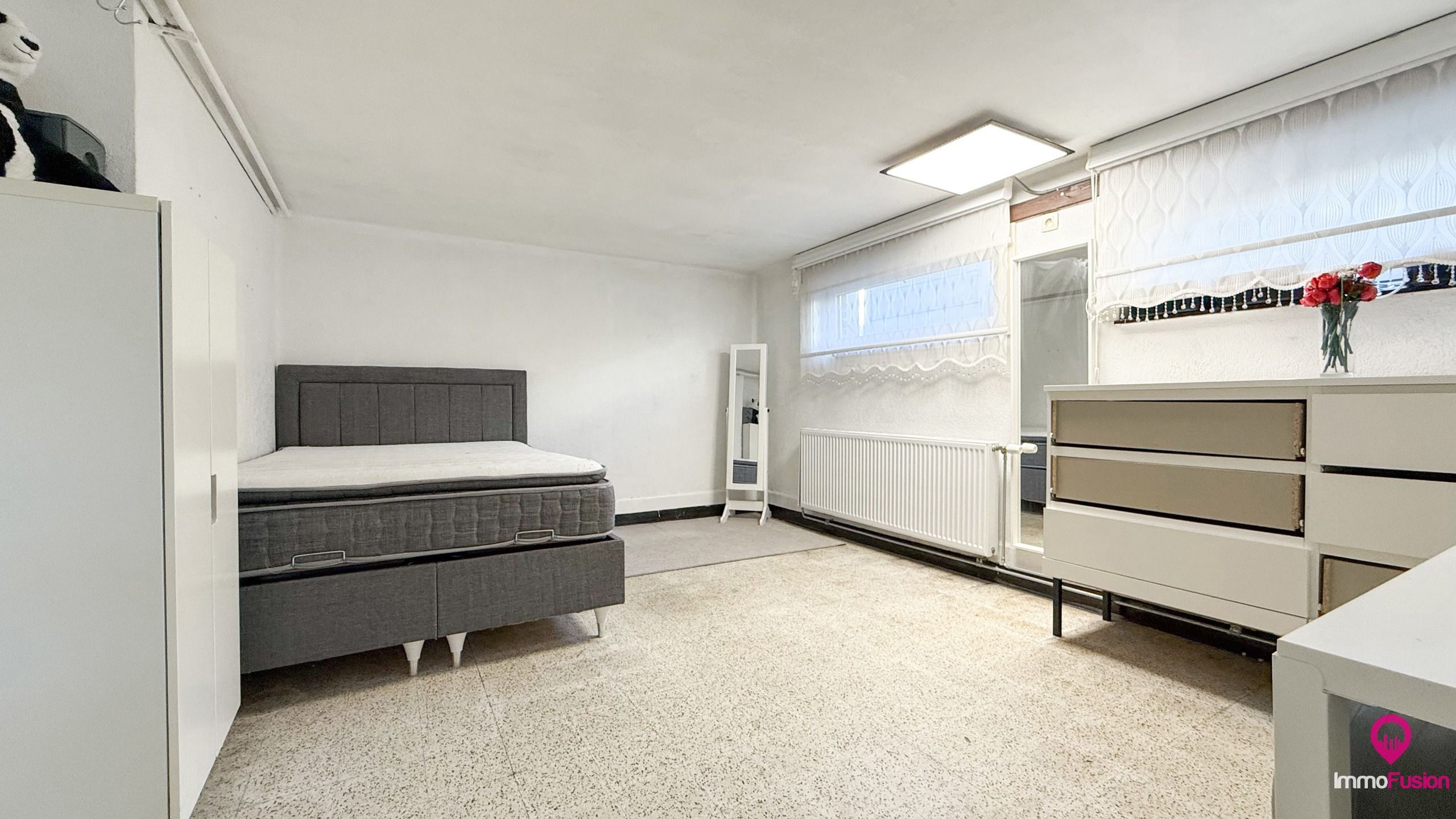 Uniek woon-werkpand met vergunde loods van 110m² en 5 slpks! foto 14