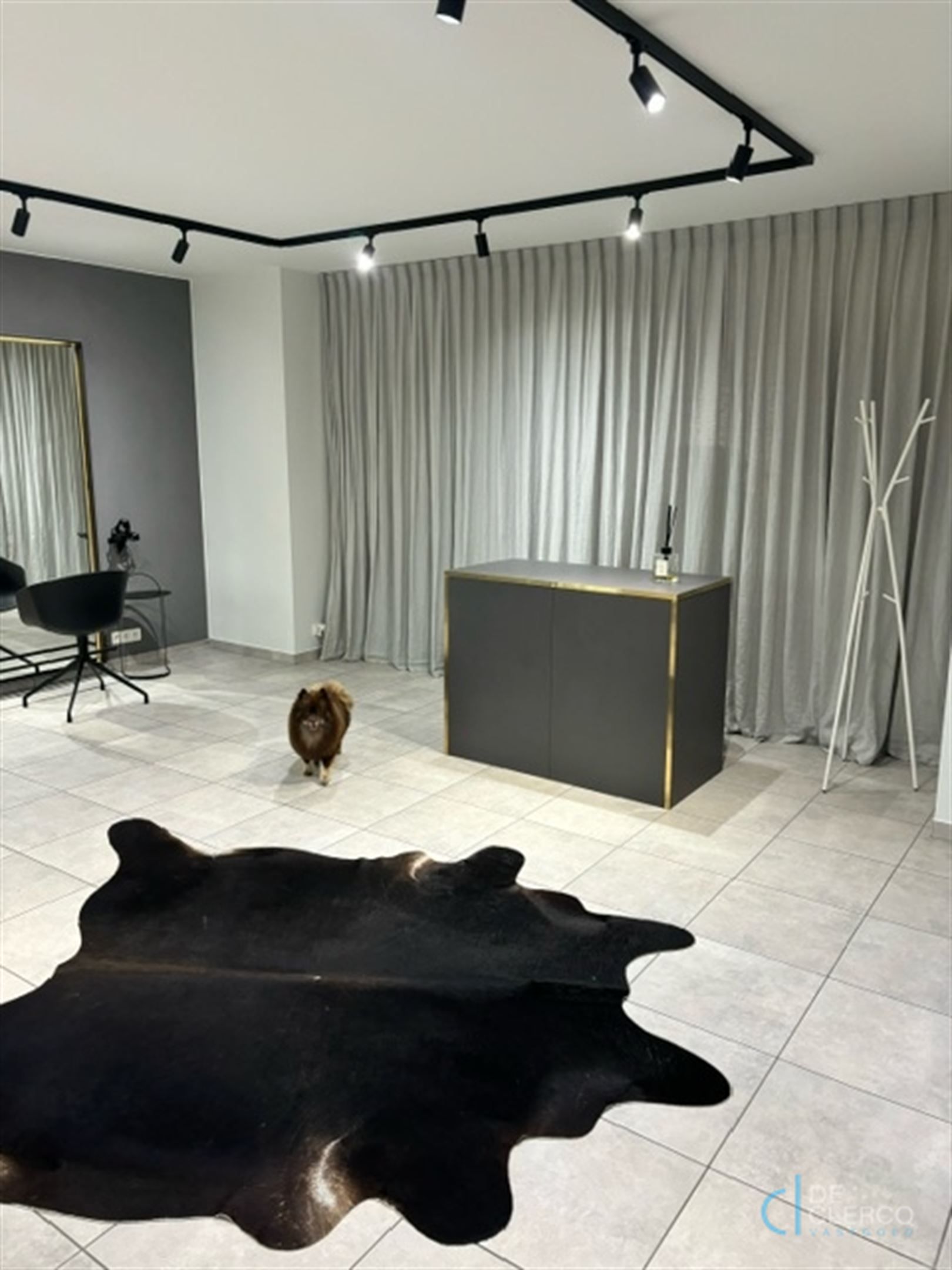 Nieuwbouw handelspand TE KOOP op toplocatie in Lochristi! foto 3