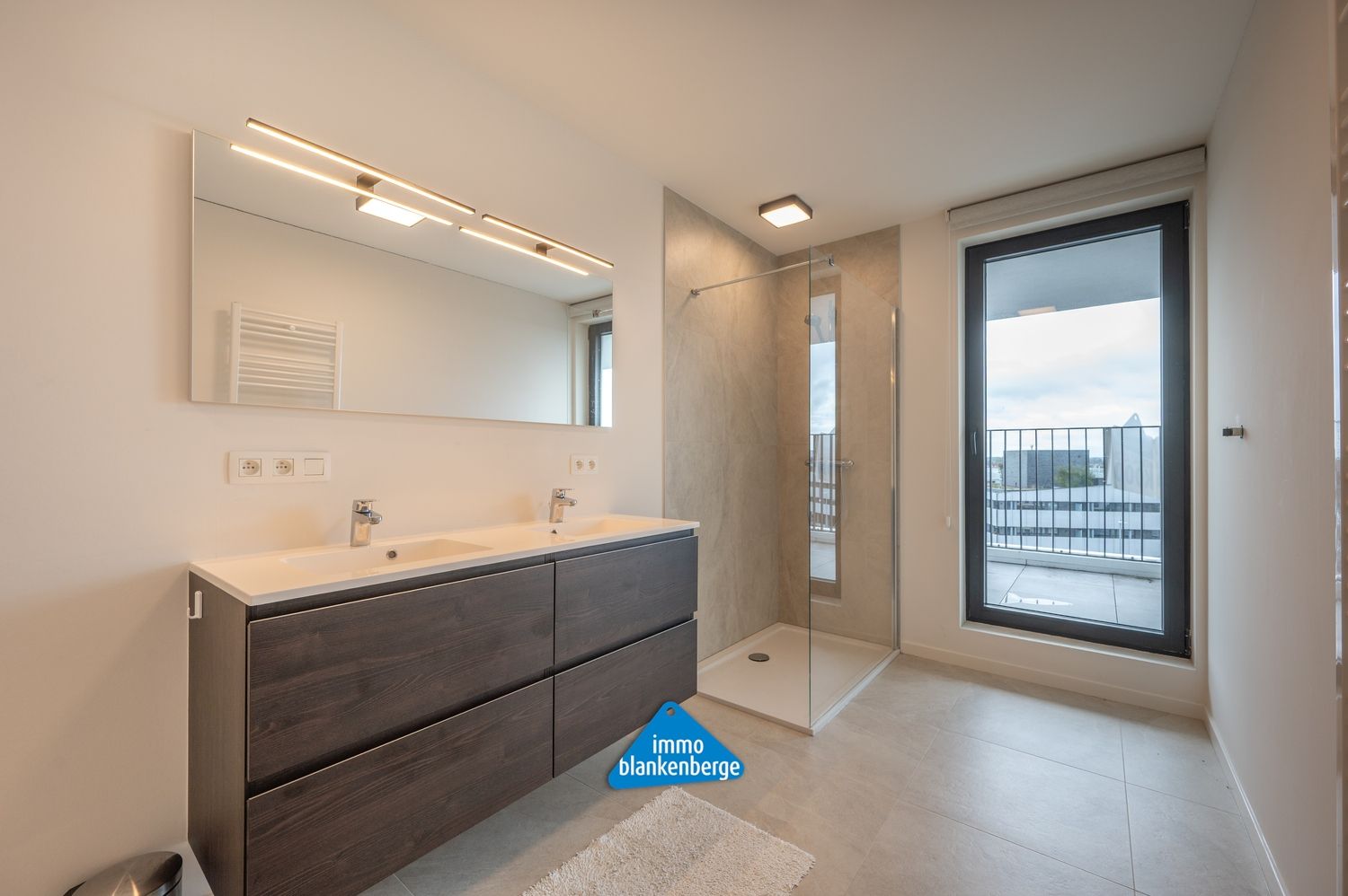 Exclusief Duplexappartement met Drie Ruime Terrassen foto 23