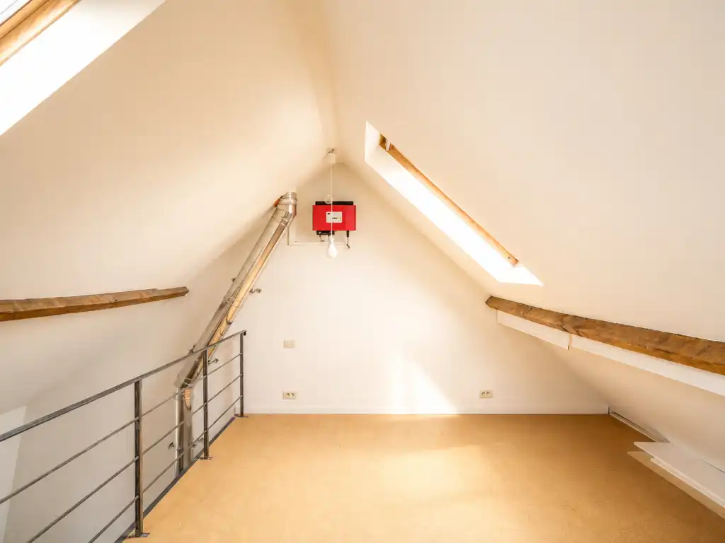 Sint-Amandsberg. Instapklare, charmante stadswoning (3 slaapkamers) met buitenruimte en achtergelegen garagebox op amper 5 minuten fietsen van de Gentse binnenstad, vlak bij het Banierpark en het Bijgaardepark. foto 18