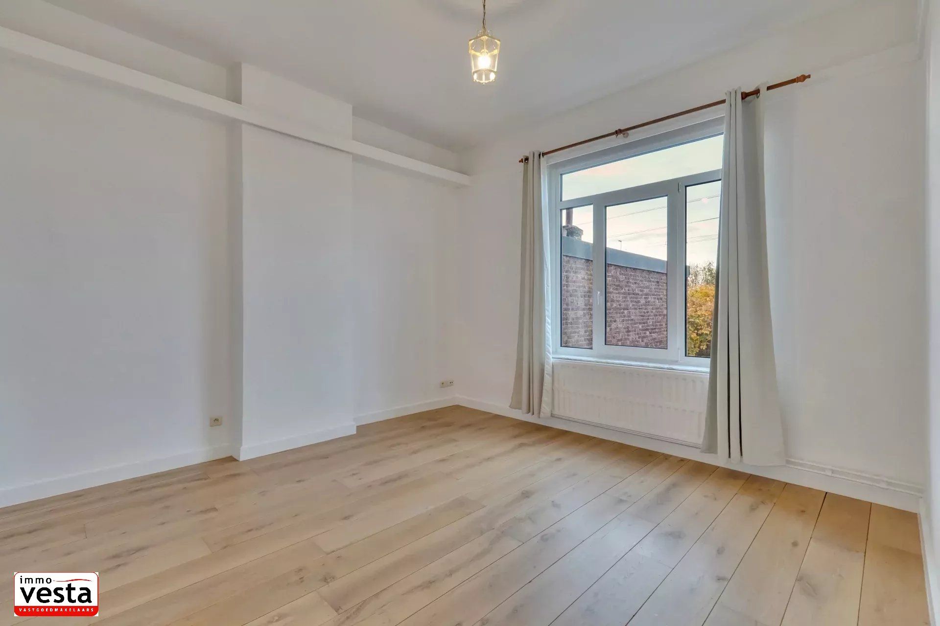 Goed gelegen, energetisch gerenoveerde stadwoning foto 12