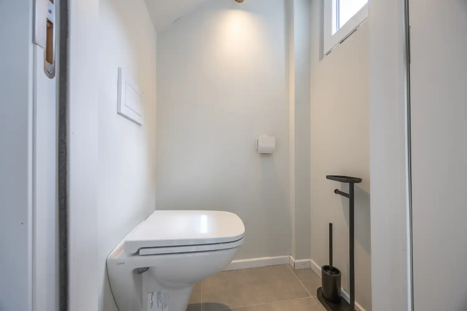 Gerenoveerd 2-slaapkamer appartement. foto 9
