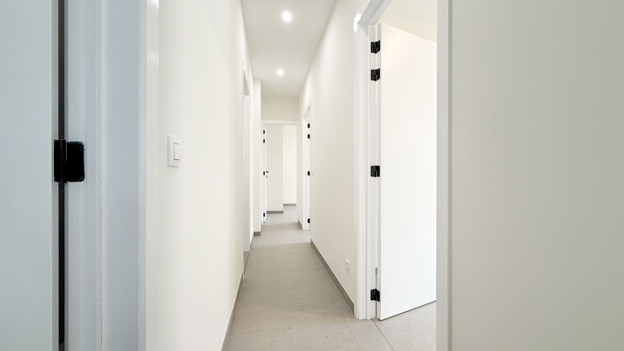 Nieuwbouwappartement met 3 slaapkamers en tuin! foto 15