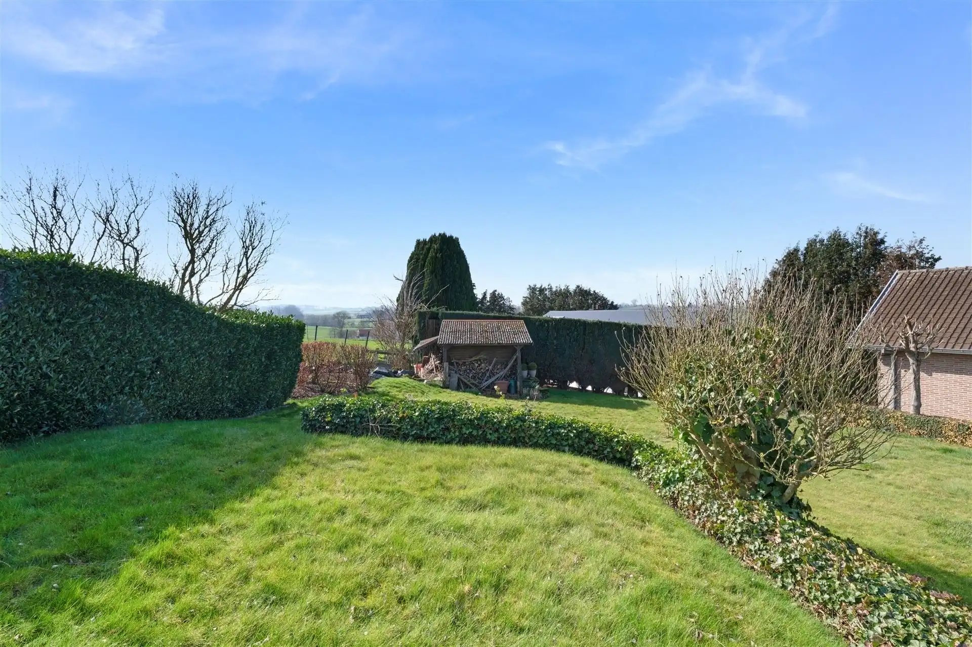 Ruime villa met prachtig uitzicht foto 15